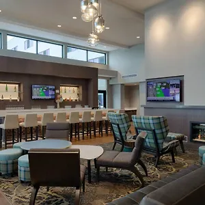 By Marriott Airport Hotel